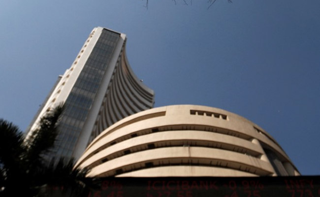 Stock Market India: Sensex Crashes Over 400 Points On Darkening Global Mood