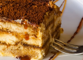How To Bake A Cake In A Cooker And Kadhai: 5 Easy Tips How To Bake A Cake In A Cooker And Kadhai: 5 Easy Tips
