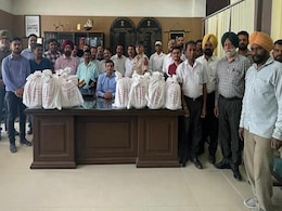 अटारी बॉर्डर पर कस्टम विभाग ने पकड़ी 700 करोड़ की हेरोइन अटारी बॉर्डर पर कस्टम विभाग ने पकड़ी 700 करोड़ की हेरोइन