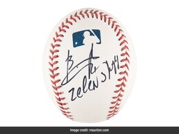 Volodymyr Zelensky Signed Baseball Up For Auction, Proceeds To Support Relief Efforts In Ukraine Volodymyr Zelensky Signed Baseball Up For Auction, Proceeds To Support Relief Efforts In Ukraine