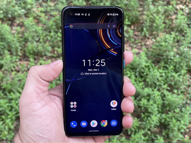 Asus 8Z Short Review in Hindi: फायदे का सौदा?