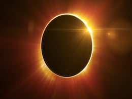 Solar Eclipse 2022 : सूर्य ग्रहण के दौरान भूल कर भी न करें ये गलतियां, नहीं तो होगा बड़ा नुकसान Solar Eclipse 2022 : सूर्य ग्रहण के दौरान भूल कर भी न करें ये गलतियां, नहीं तो होगा बड़ा नुकसान