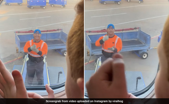 Watch: Kid Plays Rock-Paper-Scissors With Airline Employee, Internet Calls It "Definition Of Pure Heart"