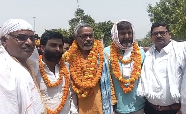 No Evidence, 3 UP Journalists In Prison For Paper Leak Out After A Month