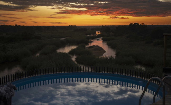 This Train In South Africa's Wildlife Reserve Takes Passengers But Never Moves