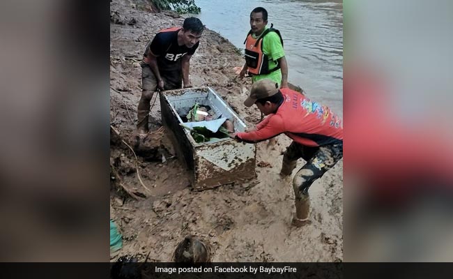 11-Year-Old Philippines Boy Miraculously Survives Landslide by Taking Refuge In Refrigerator For 20 Hours