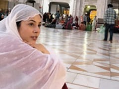 Shehnaaz Gill Began Her Weekend With A Visit To The Golden Temple