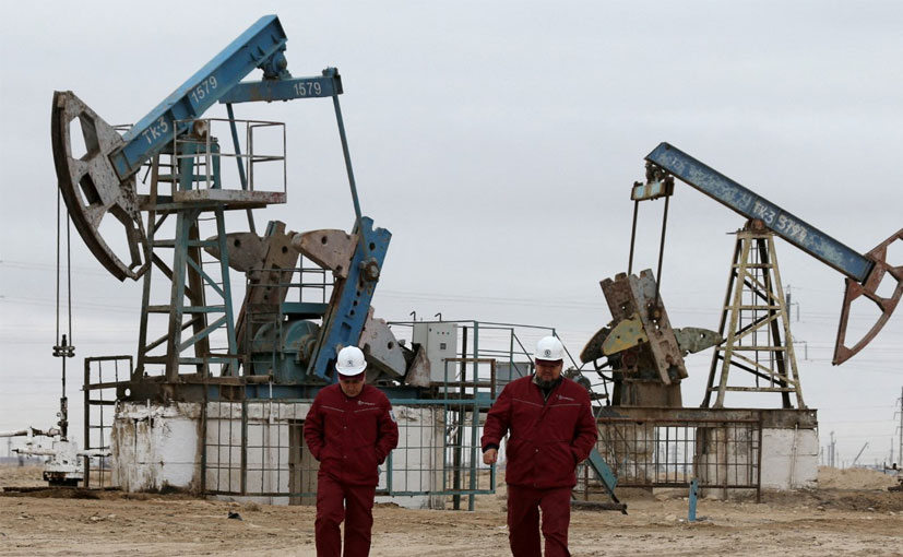 India Says Sudden Halt To Russian Oil Imports Would Hurt Citizens