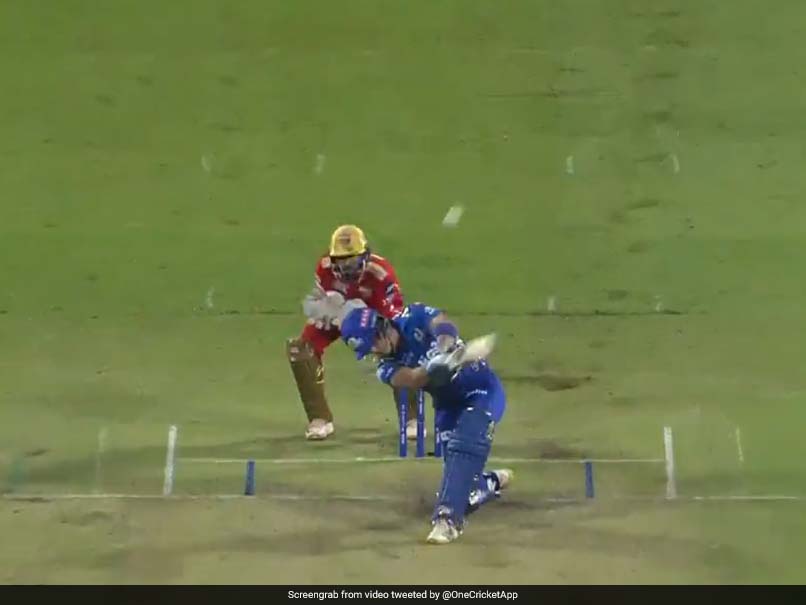 'बेबी एबी' का कहर, जड़ा इस सीजन का सबसे लंबा छक्का, देखें रोमांचित कर देने वाला Video