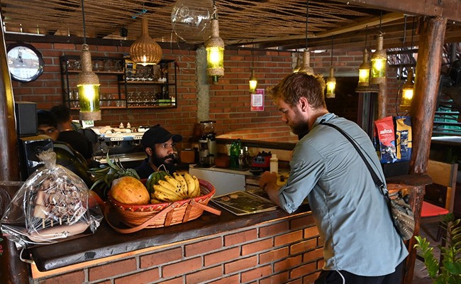 Crisis At Home, Sri Lankans Extend A Helping Hand To Stranded Ukrainians