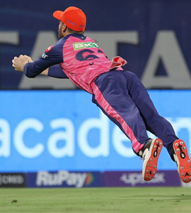 Watch: Jos Buttler Takes A Tumbling Catch To Send Daniel Sams Back To The Hut