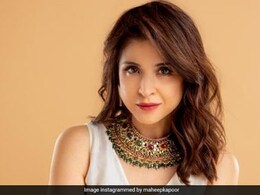 Kareena Kapoor's Birthday Wish For Maheep Kapoor Was All About Indulgence - See Pic