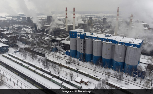 Russia Sidesteps Sanctions To Supply Energy To Willing World