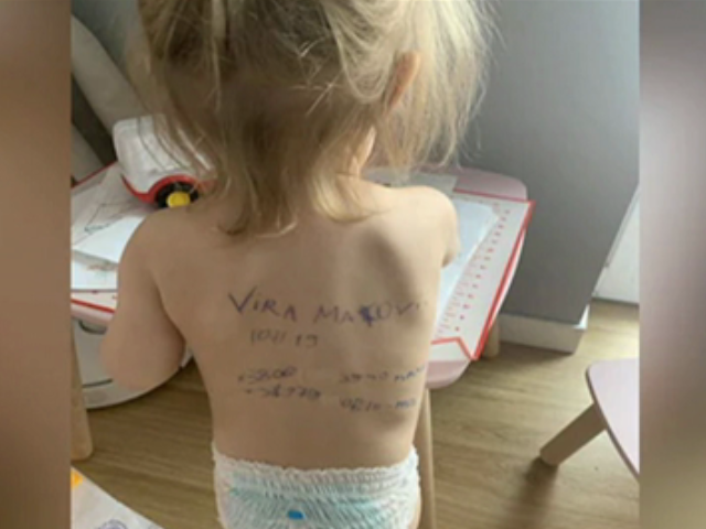 "Heartbreaking": Ukrainian Mother Writes Family Details On Toddler's Back