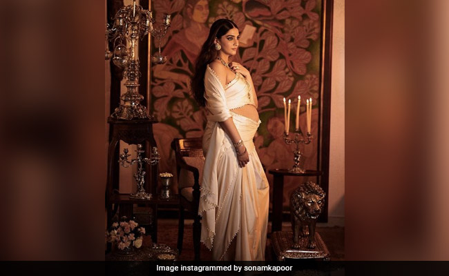 Pregnant Sonam Kapoor Shows Off Baby Bump In White Saree