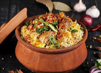 How To Make Hyderabadi Murgh Dum Biryani - A Wholesome Biryani Recipe You Must Try How To Make Hyderabadi Murgh Dum Biryani - A Wholesome Biryani Recipe You Must Try