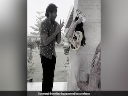 सनी लियोनी को साउथ के सुपरस्टार के साथ प्रैंक करना पड़ा महंगा, छुपकर डरा रही थीं फिर जो हुआ...देखें Video सनी लियोनी को साउथ के सुपरस्टार के साथ प्रैंक करना पड़ा महंगा, छुपकर डरा रही थीं फिर जो हुआ...देखें Video