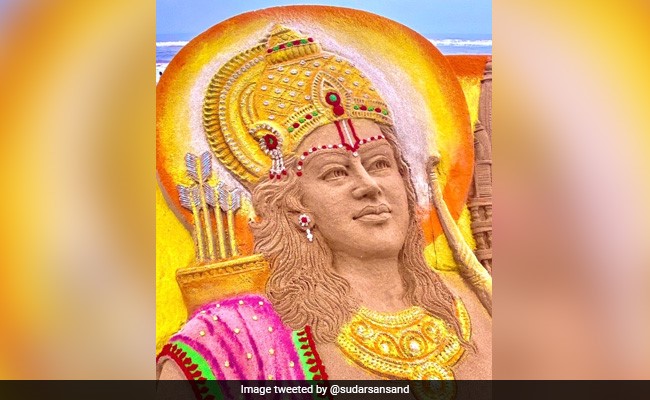 सैंड आर्टिस्ट सुदर्शन पटनायक ने बालू पर बनाया भगवान श्री राम की तस्वीर