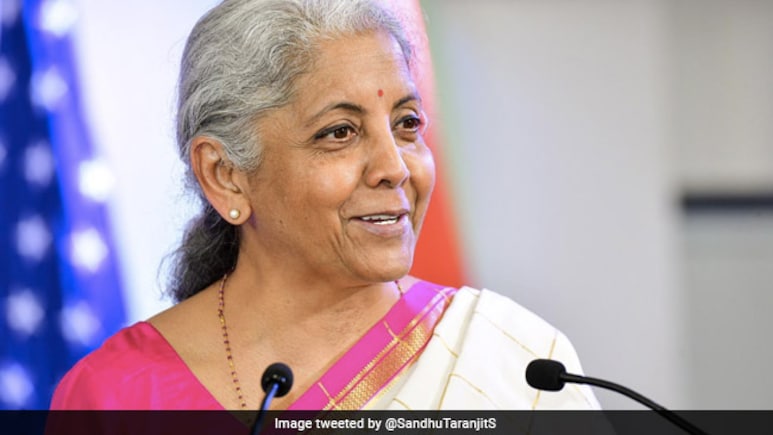 बजट 2026-27 में महिलाओं के लिए बड़े ऐलान, हर जिले में हॉस्&zwj;टल और SHE Marts के अलावा म&zwj;िले ये तोहफे