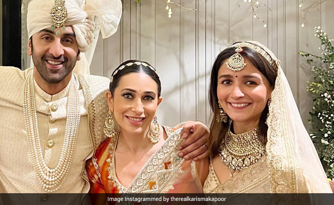 Ranbir Kapoor, Alia Bhatt's Wedding: To The Newlyweds, With Love From The Kapoors. See Inside Pics