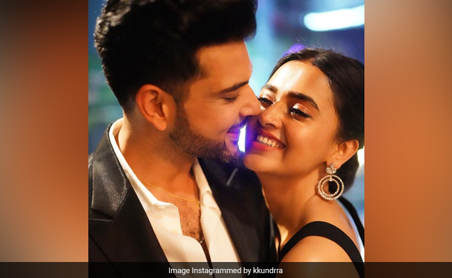 <i>Bigg Boss 15</i> Winner Tejasswi Prakash On Wedding Plans With Boyfriend Karan Kundrra
