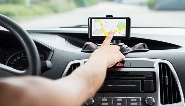 Use GPS Navigation for Safety While Driving