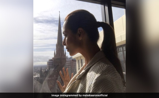 एक्सीडेंट के बाद मालइका अरोड़ा ने शेयर की सेल्फी, बोलीं- मैं एक फाइटर हूं... 