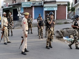 सुरक्षा बलों को मिली बड़ी कामयाबी: लश्कर-ए-तैयबा का ‘हाइब्रिड’ आतंकी और उसका सहयोगी बारामुला में गिरफ्तार सुरक्षा बलों को मिली बड़ी कामयाबी: लश्कर-ए-तैयबा का ‘हाइब्रिड’ आतंकी और उसका सहयोगी बारामुला में गिरफ्तार