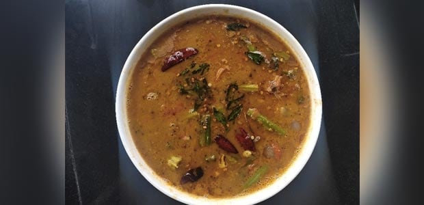 How To Make Spinach Sambar - This South Indian Delicacy Balances Health And Taste