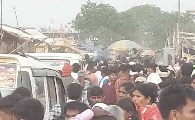 Bihar : केंद्रीय मंत्री पशुपति पारस को दिखाए गए काले झंडे, हुआ पथराव; लगे मुर्दाबाद के नारे