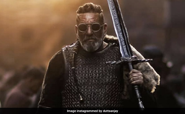 KGF Chapter 2 Box Office Collection Day 1: KGF2 ने इतने करोड़ से की शुरुआत, पहले दिन की कमाई जान ली तो हो जाएंगे हैरान