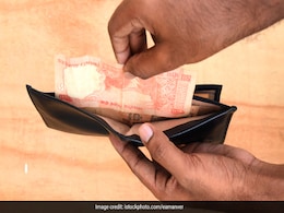 धन की कमी दूर करने के लिए कपूर के साथ मिलाकर जलाएं यह चीज, मान्यतानुसार मनोकामनाएं हो जाएंगी पूरी धन की कमी दूर करने के लिए कपूर के साथ मिलाकर जलाएं यह चीज, मान्यतानुसार मनोकामनाएं हो जाएंगी पूरी