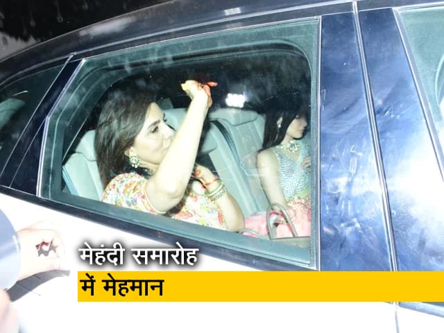 आलिया रणबीर के मेहंदी समारोह में पहुंचे थे ये मेहमान  