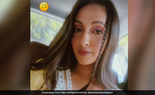 आलिया भट्ट की हल्दी में पहुंची उनकी खास दोस्त Akansha Ranjan Kapoor, शेयर की खास तस्वीर  आलिया भट्ट की हल्दी में पहुंची उनकी खास दोस्त Akansha Ranjan Kapoor, शेयर की खास तस्वीर