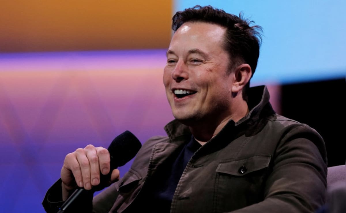 SpaceX's IPO Bonus For Musk Has One Condition: A Million Humans On Mars