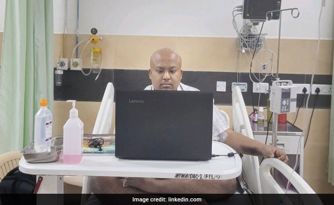 Cancer Patient Gives Job Interview While Undergoing Chemotherapy, Internet Calls Him A "Warrior"