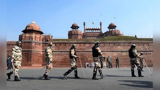 स्नाइपर से लेकर अतिरिक्त सुरक्षाकर्मियों की तैनाती तक... आतंकी हमले के अलर्ट के बीच बढ़ाई गई लालकिले की सुरक्षा
