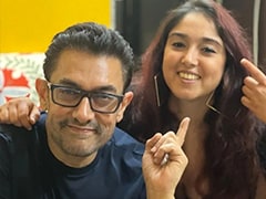 "Who Needs YouTube Tutorials?" Aamir Khan Did Daughter Ira's Makeup