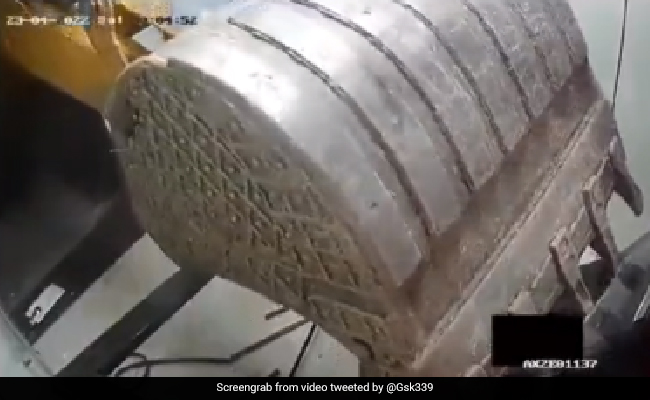 Thieves Use Excavator To Dig Out ATM Machine In Maharashtra, Internet Says "Money Heist 2023"