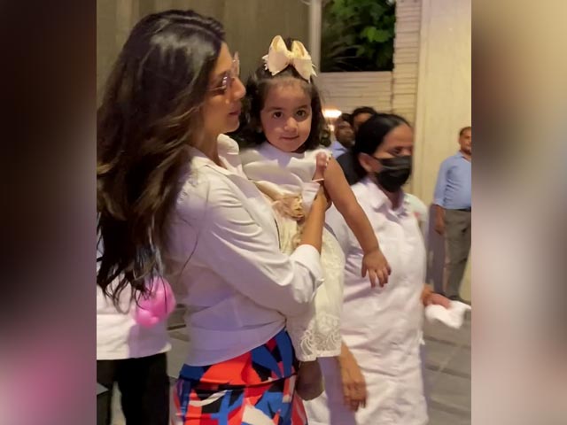 Shilpa Shetty's Day Out With Daughter Samisha