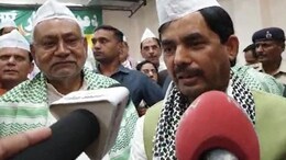कोई योगदान नहीं होने के बावजूद तेलंगाना हवाई अड्डे का नाम राजीव गांधी के नाम पर रखा गया: शाहनवाज