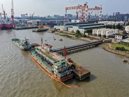 Oil Slumps To Three-Week Low After Fed Minutes, Big IEA Reserve Release Announcement Oil Slumps To Three-Week Low After Fed Minutes, Big IEA Reserve Release Announcement