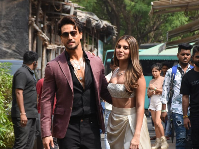 Strike A Pose Like Tiger Shroff And Tara Sutaria
