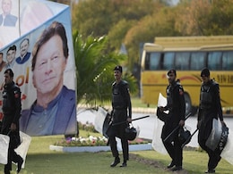 Pakistan Crisis Live : एकमत से शहबाज शरीफ़ चुने गए नए PM , Imran Khan ने कहा, "चोरों के साथ सदन में नहीं बैठेंगे" Pakistan Crisis Live : एकमत से शहबाज शरीफ़ चुने गए नए PM , Imran Khan ने कहा, "चोरों के साथ सदन में नहीं बैठेंगे"