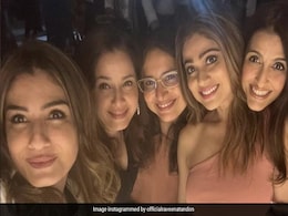 रवीना टंडन ने बेस्टी पिंकी रेड्डी की बर्थडे में जमकर किया डांस, नीलम, शमिता और मीरा भी आईं नजर रवीना टंडन ने बेस्टी पिंकी रेड्डी की बर्थडे में जमकर किया डांस, नीलम, शमिता और मीरा भी आईं नजर