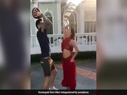 <i>Kuch Kuch Hota Hai</i> When Sunny Leone Plays Basketball In A <i>Saree</i> <i>Kuch Kuch Hota Hai</i> When Sunny Leone Plays Basketball In A <i>Saree</i>
