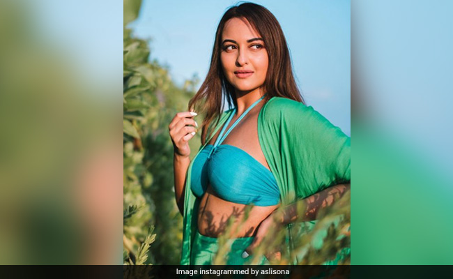 सोनाक्षी सिन्हा के ब्रांड So Ezi की वेबसाइट पहले ही दिन क्रैश, एक्ट्रेस ने पूछा- ये आपने क्या किया?