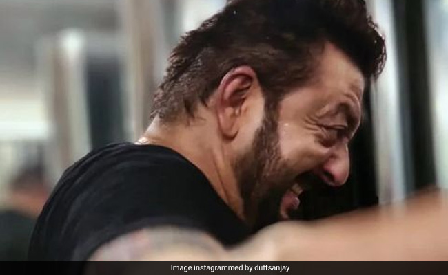<i>Lage Raho</i>, Sanjay Dutt: We Can Barely Keep Up With His Frequent Fitness Posts