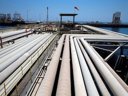 Oil Falls 2% On Powell Comments, Hopes For Venezuela Supply Oil Falls 2% On Powell Comments, Hopes For Venezuela Supply