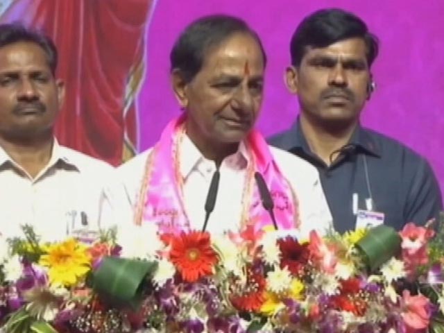 Eyeing National Role, KCR To Meet Deve Gowda In Bengaluru Today